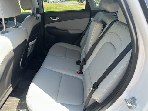 Used 2023 Hyundai Kona Limited image 15