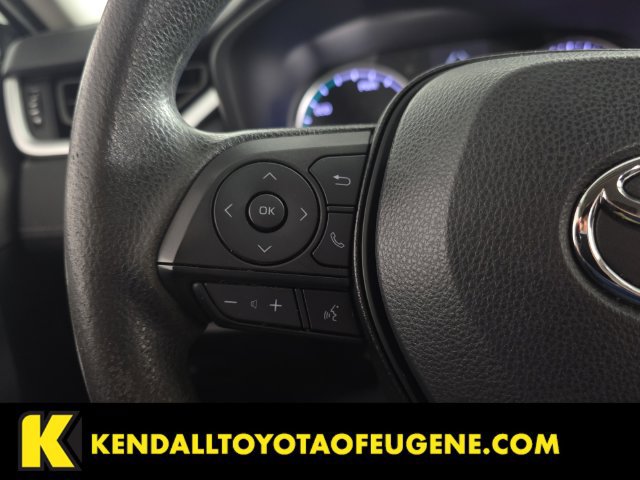 Used 2022 Toyota RAV4 LE AWD/4WD image 14