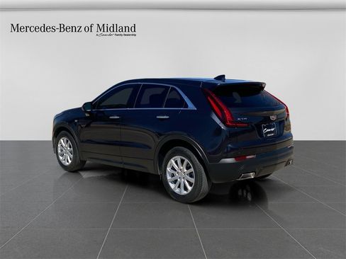 Used 2023 Cadillac XT4 Luxury w/ Cold Weather Package image 5