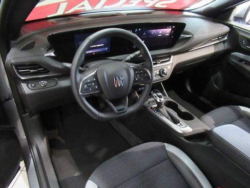 New 2025 Buick Envista Preferred w/ Convenience I Package image 14