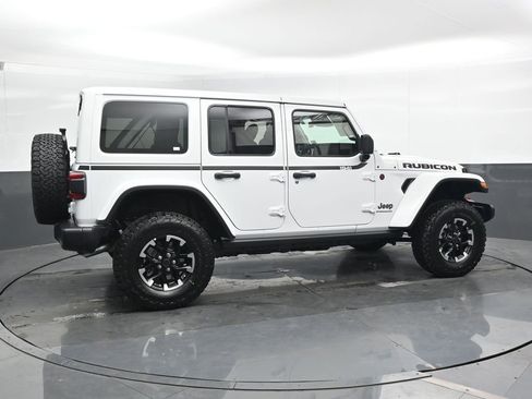 New 2026 Jeep Wrangler Unlimited Rubicon w/ Safety Group image 2