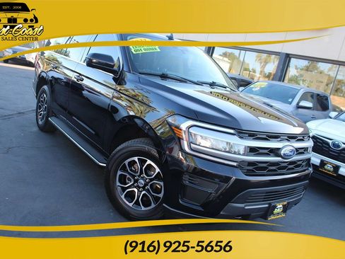 Used 2022 Ford Expedition XLT AWD/4WD image 1