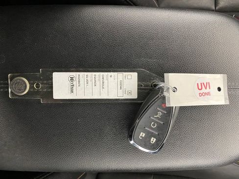 Certified 2019 Chevrolet Equinox Premier image 31