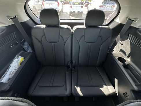 Certified 2023 Kia Sorento SX FWD image 24