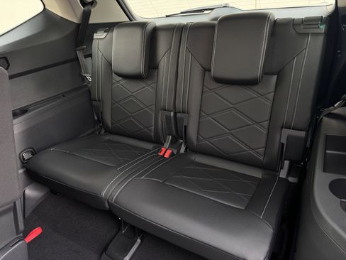 New 2026 Volkswagen Atlas SE image 28