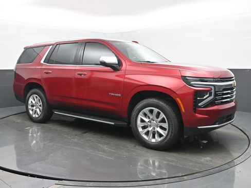Used 2025 Chevrolet Tahoe Premier image 7