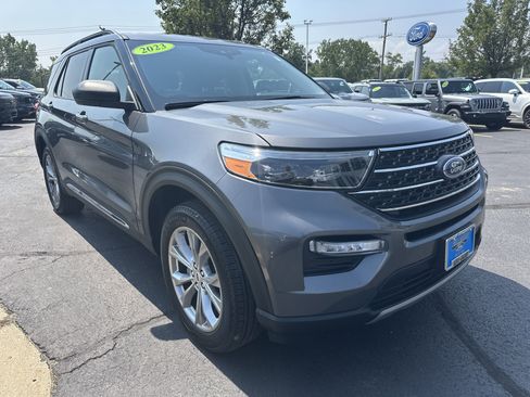 Certified 2023 Ford Explorer XLT w/ Equipment Group 202A image 1