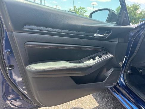 Used 2021 Nissan Altima 2.5 SR FWD image 16