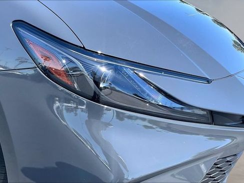 Used 2025 Toyota Camry LE FWD image 31