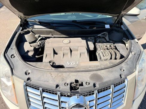 Used 2014 Cadillac SRX FWD image 10