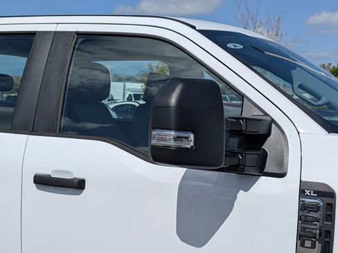 New 2026 Ford F250 XL w/ XL Off-Road Package image 11