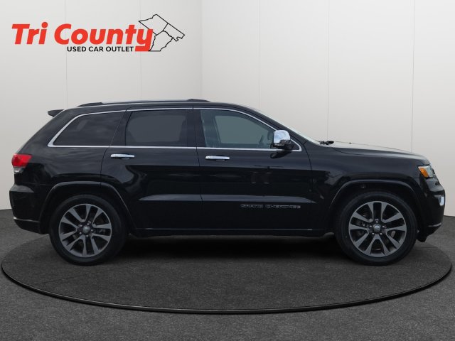 Used 2018 Jeep Grand Cherokee Overland AWD/4WD image 9