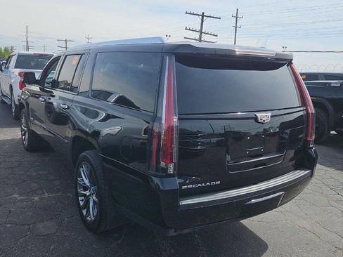 Used 2020 Cadillac Escalade ESV Premium Luxury w/ Escalade Sport Edition AWD/4WD image 2