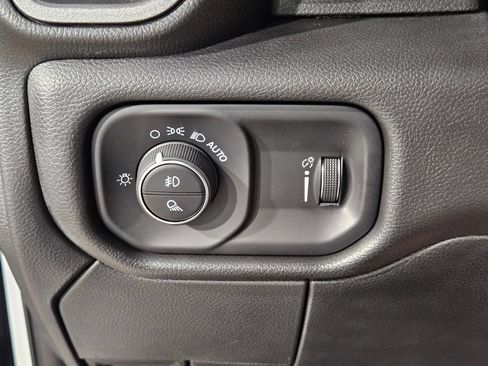 Used 2025 RAM 2500 Tradesman AWD/4WD image 25