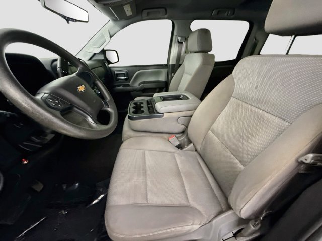 Used 2018 Chevrolet Silverado 1500 Custom w/ Custom Value Package RWD image 19