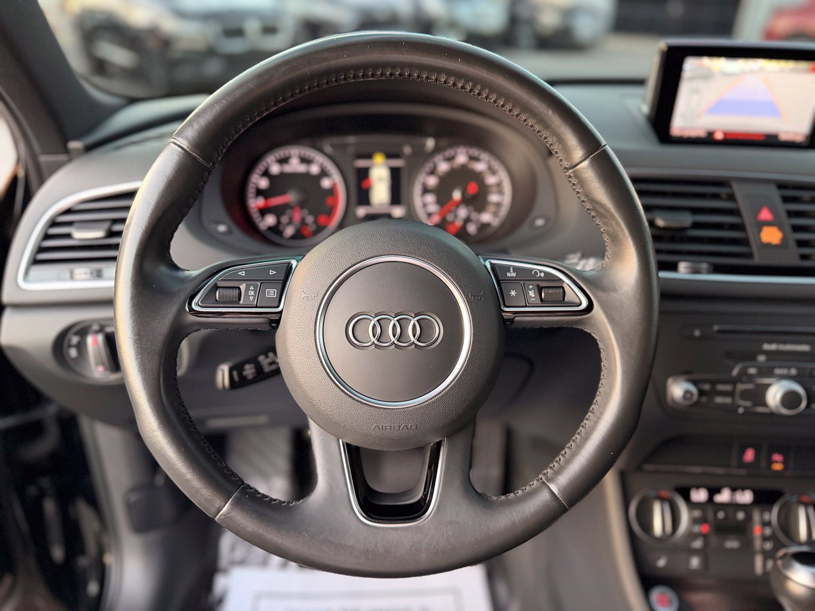 Used 2018 Audi Q3 2.0T Premium FWD image 18