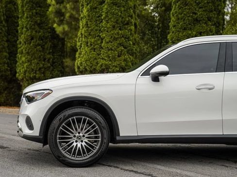 Used 2023 Mercedes-Benz GLC 300 image 10