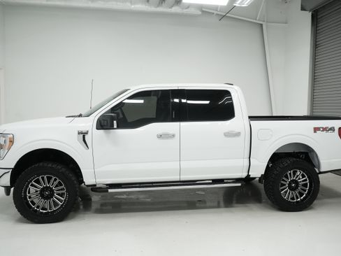 Used 2021 Ford F150 XLT w/ Equipment Group 302A High AWD/4WD image 6