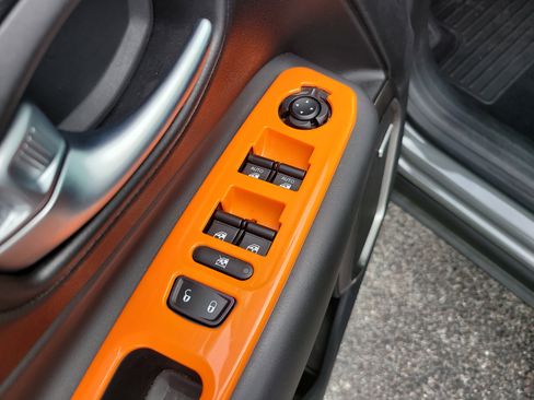 Used 2021 Jeep Renegade Limited w/ Sun & Sound Group AWD/4WD image 15