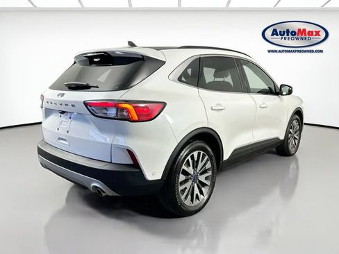 Used 2020 Ford Escape Titanium w/ Titanium Premium Package 2.0 AWD/4WD image 2