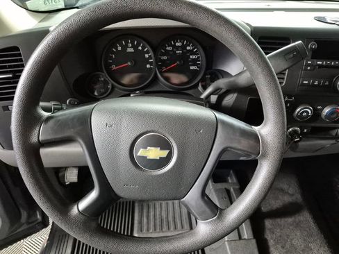 Used 2011 Chevrolet Silverado 1500 W/T w/ LS Package AWD/4WD image 11