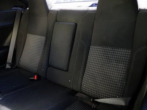 Used 2019 Dodge Challenger SXT RWD image 29