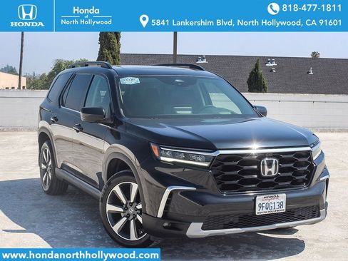 Certified 2023 Honda Pilot Elite image 1