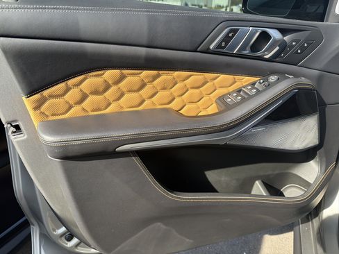 Used 2021 BMW X5 M w/ Competition Package image 7