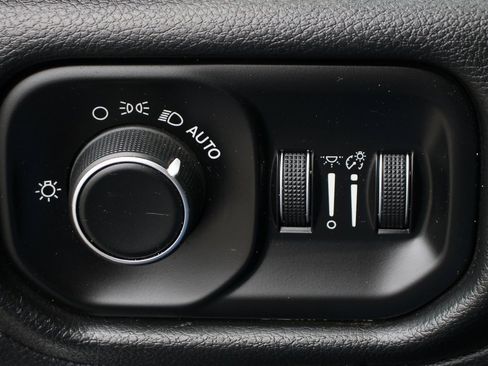 Used 2020 RAM 5500 Tradesman w/ Ambulance Prep Group image 19