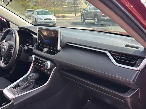 Used 2023 Toyota RAV4 XLE w/ Convenience Package image 25