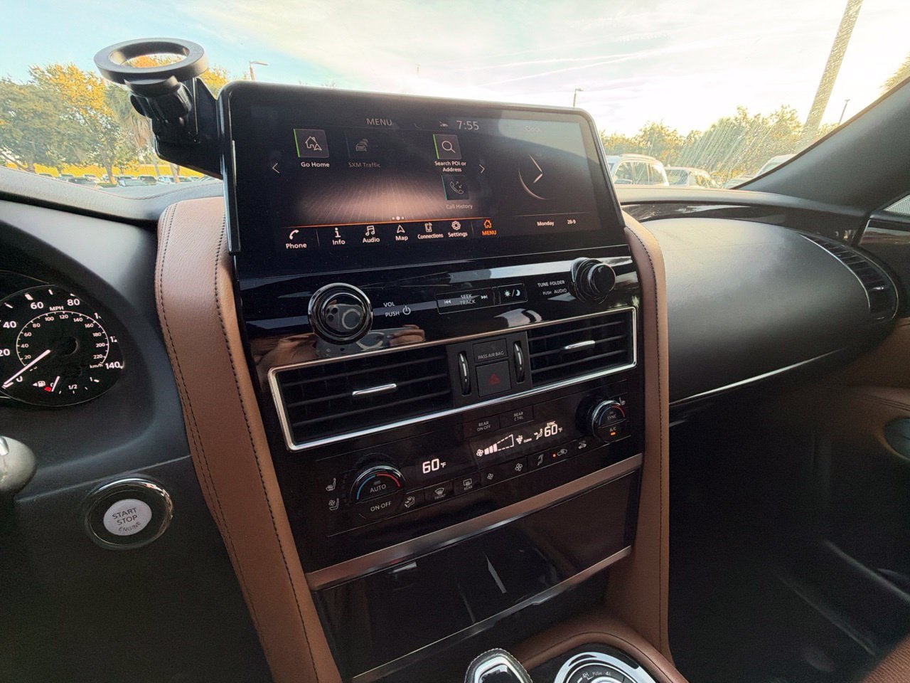 Used 2023 INFINITI QX80 Sensory w/ Cargo Package AWD/4WD image 11