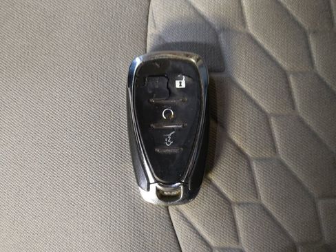 Used 2019 Chevrolet Equinox LT image 32