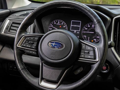 Used 2023 Subaru Ascent Limited image 9