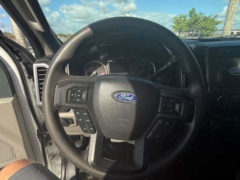 Used 2020 Ford F350 XLT image 28