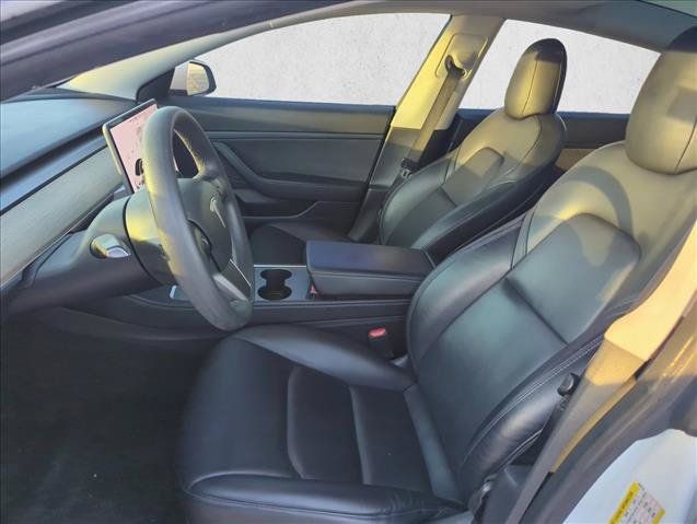 Used 2021 Tesla Model 3 Standard Range Plus RWD image 10