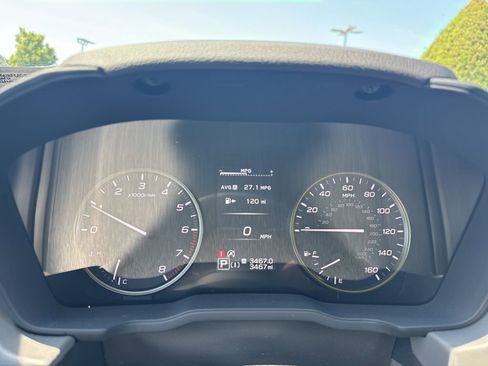 Used 2025 Subaru Crosstrek 2.5i Sport w/ Crosstrek Mirror Package image 10