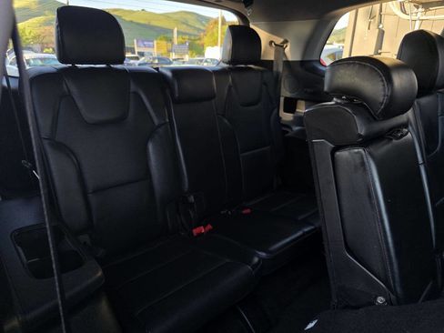 Used 2020 Kia Telluride LX FWD image 15