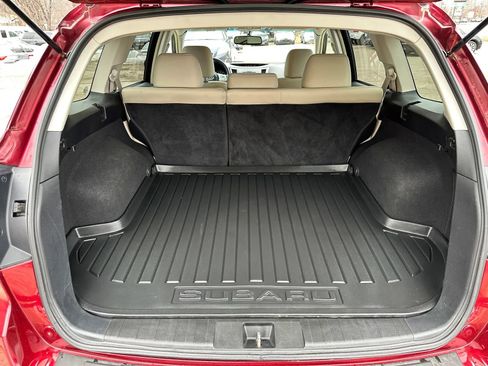 Used 2011 Subaru Outback 2.5i Limited image 18