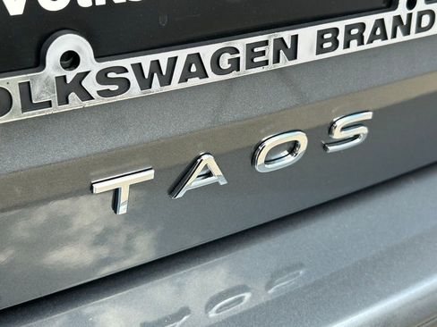 New 2026 Volkswagen Taos SE image 91