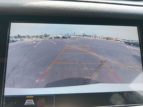 Used 2025 Cadillac XT5 Luxury w/ LPO, Floor Liner Package AWD/4WD image 24
