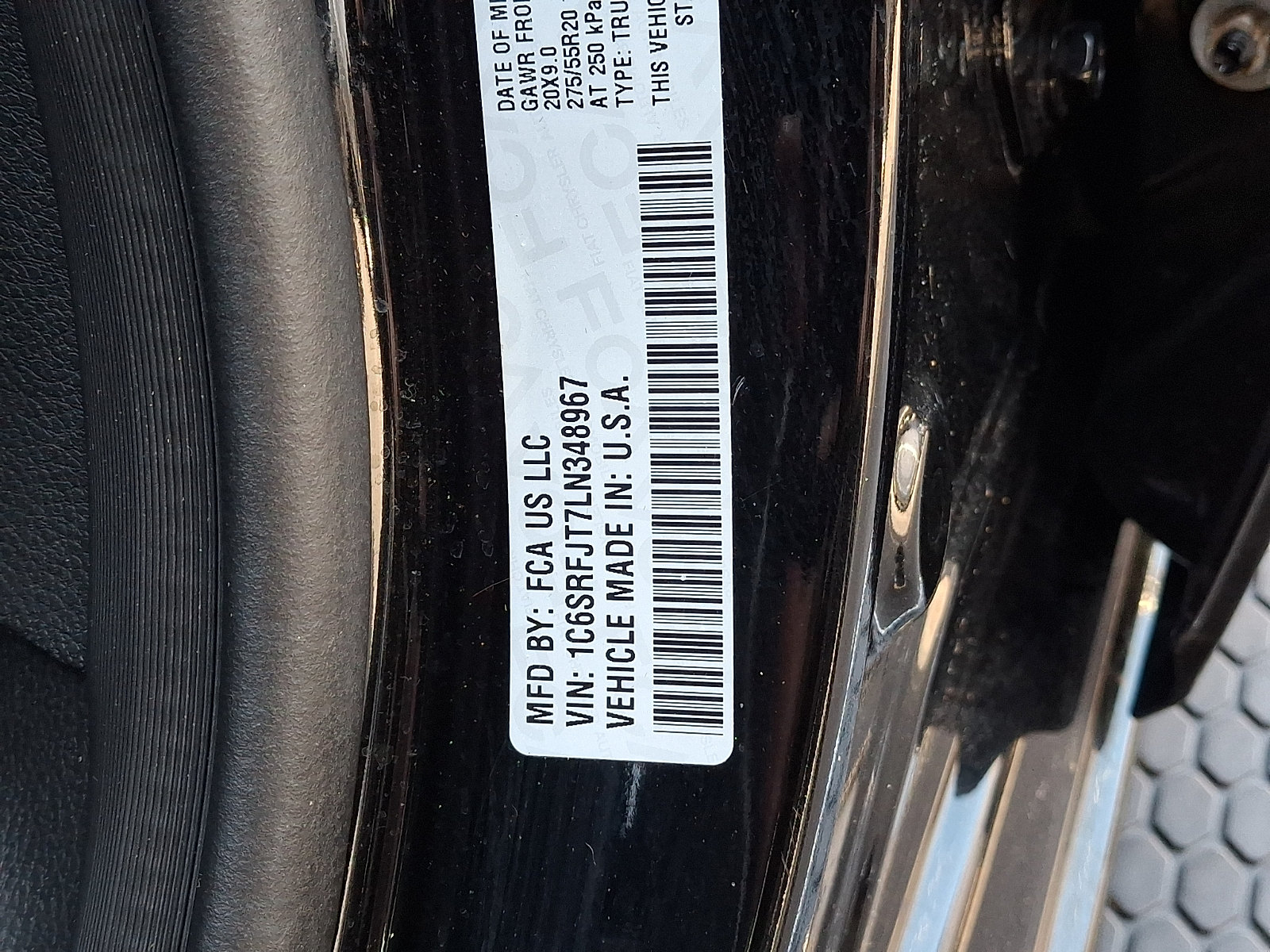 Used 2020 RAM 1500 Laramie AWD/4WD image 19