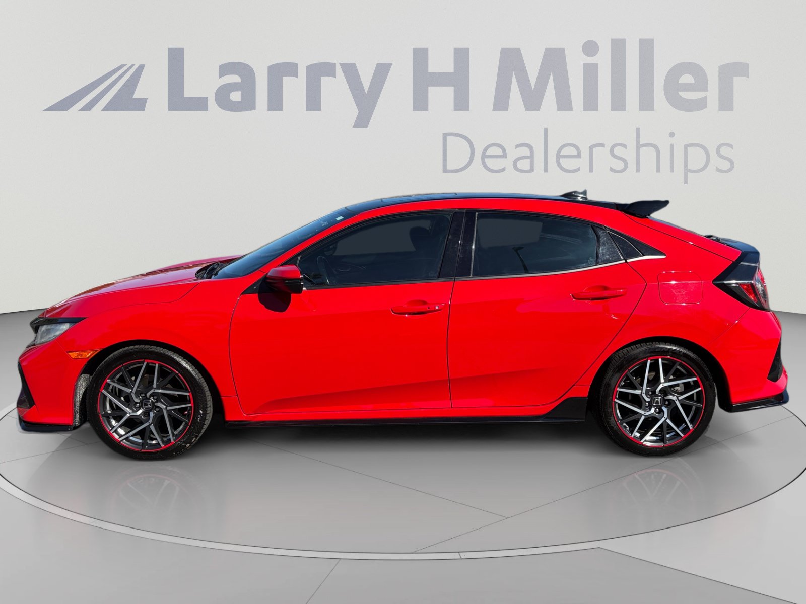 Used 2017 Honda Civic Sport Touring image 2