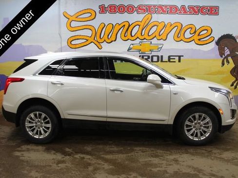 Used 2018 Cadillac XT5 AWD image 1