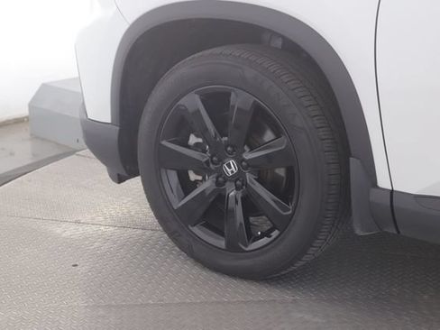 Used 2025 Honda Pilot Black Edition image 13