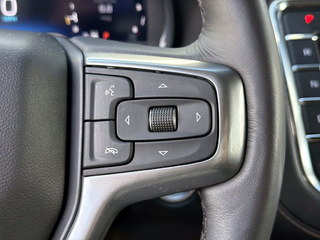Used 2022 Chevrolet Suburban Premier AWD/4WD image 26