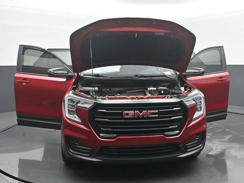 Used 2023 GMC Terrain SLE FWD image 52
