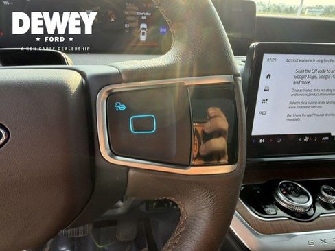 Certified 2026 Ford Expedition King Ranch AWD/4WD image 18