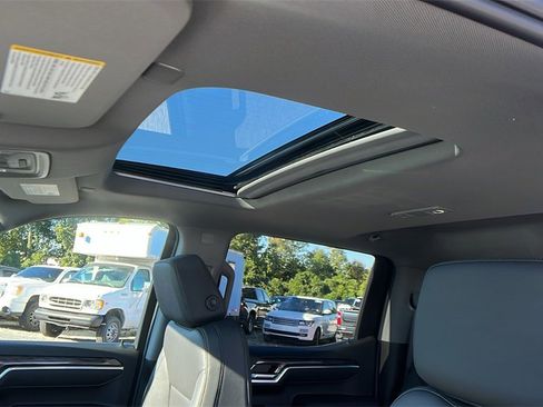 New 2026 Chevrolet Silverado 1500 LTZ w/ LTZ Premium Package image 16