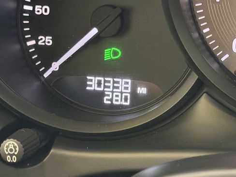 Certified 2023 Porsche Macan GTS image 21