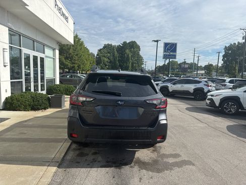 Used 2024 Subaru Outback Onyx Edition XT w/ Popular Package #2 AWD/4WD image 2
